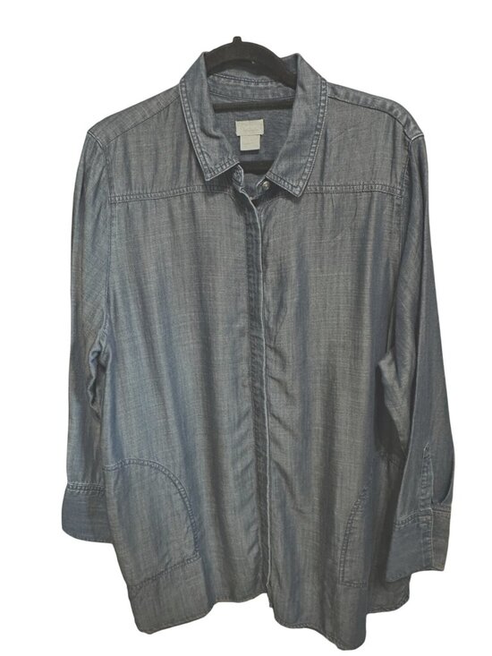 Chico’s Tops - Chico’s size 3 (XL) blue button front long sleeve pockets tunic top
